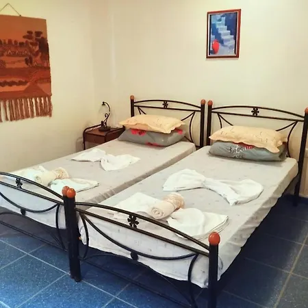 Romantic Flat On The * Agia Pelagia (Kythira)