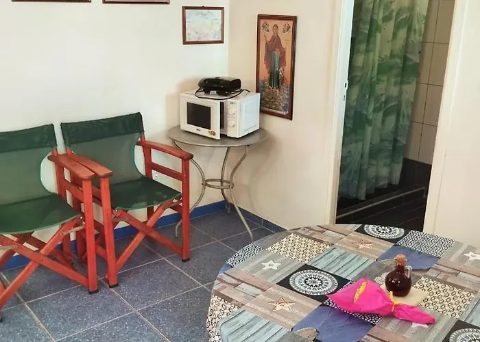 Romantic Flat On The * Agia Pelagia (Kythira)